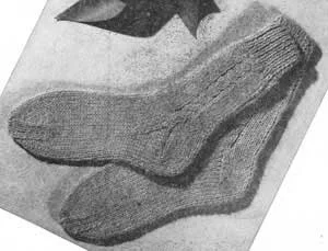 Children's Cable Clock Socks Pattern #307